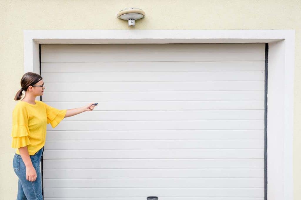 Top-Rated Residential Garage Door Repair Services in Minnesota